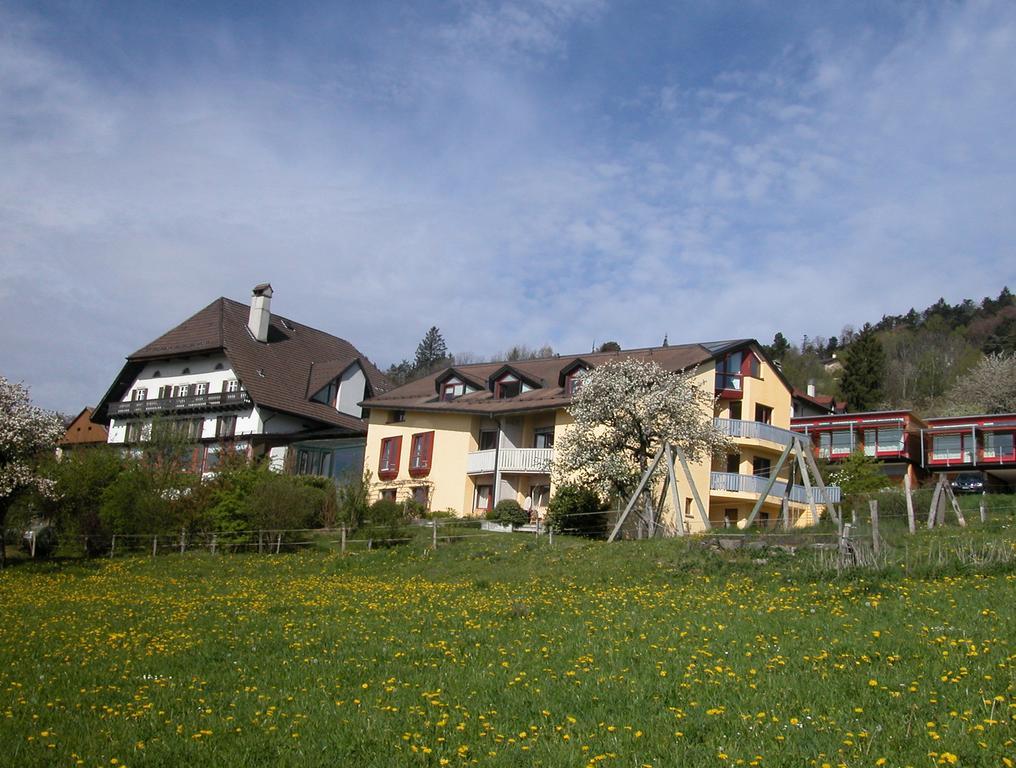 Ecohotel L'Aubier Montézillon Buitenkant foto